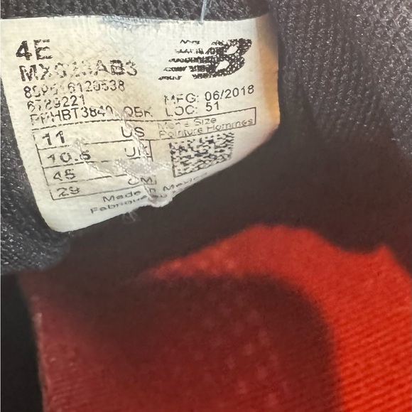 New Balance Black 626v2 Triple Black Athletic Shoes - Picture 5 of 5